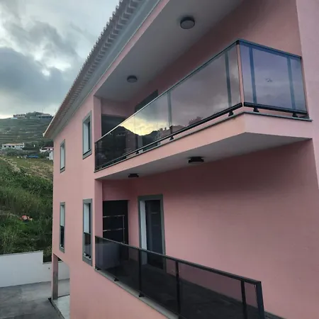 Peaceful Valley House Камара-де-Лобуш