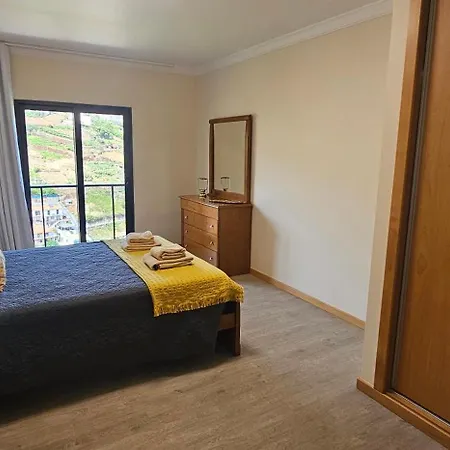 Peaceful Valley House Камара-де-Лобуш